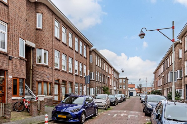 Medium property photo - Larensestraat 109, 2574 VG Den Haag